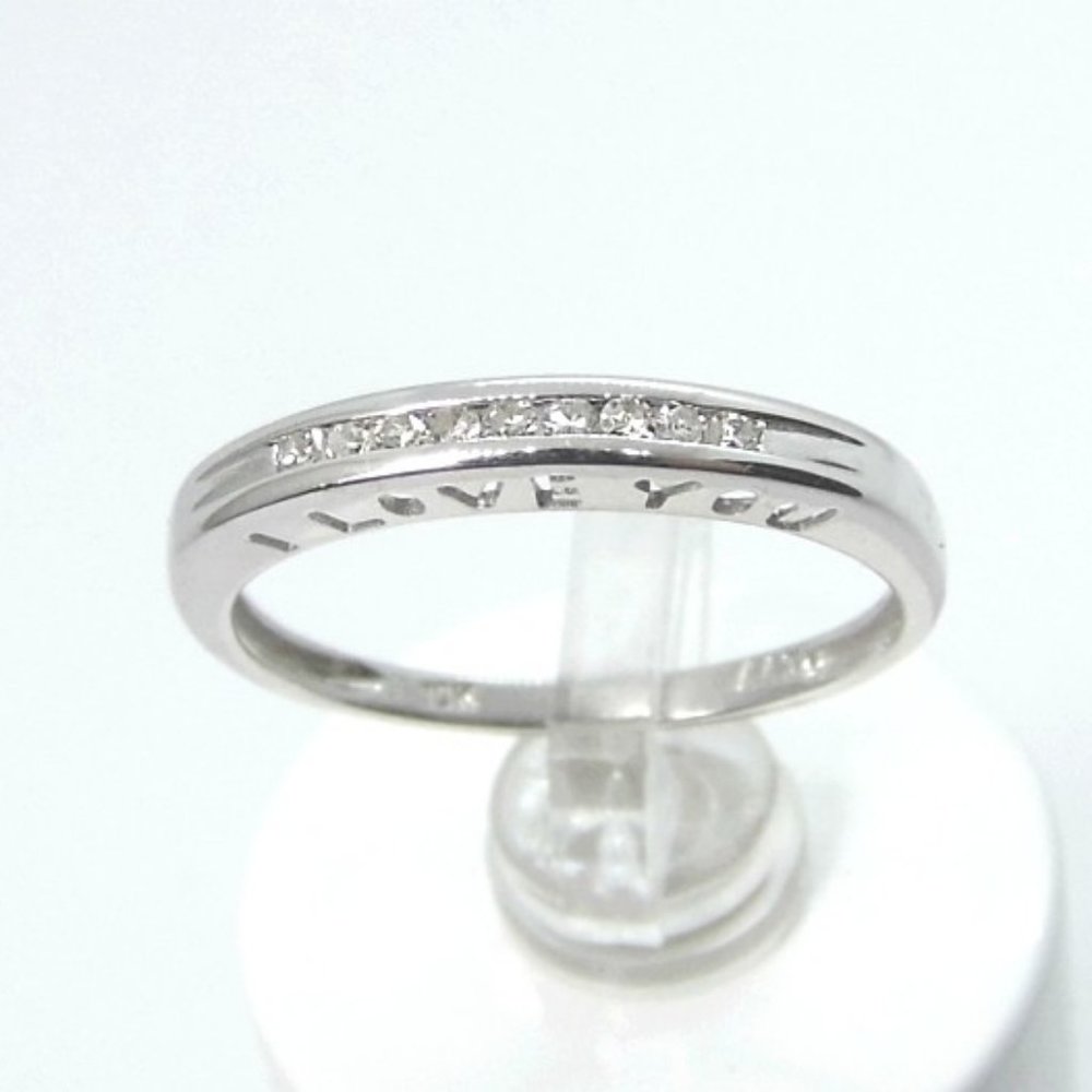 10KW Gold Diamond Band I LOVE YOU Ring
